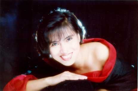 evajones.jpg (15817 bytes)